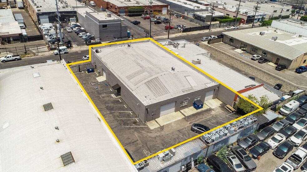 More Photos Of 7340 Fulton Ave, North Hollywood Manufacturing For Lease