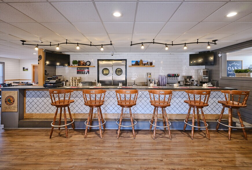 More Photos Of 6705 Easton Rd, Pipersville General Retail For Sale
