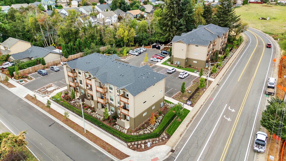 More Photos Of 1330 Mildred Ln SE, Salem Apartments For Sale