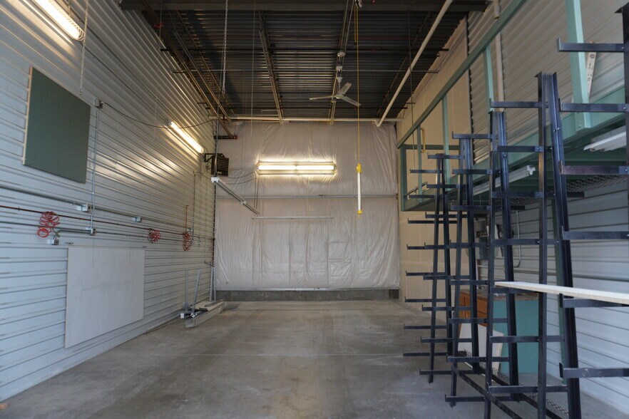 More Photos Of 9181 Commerce Center Cir, Highlands Ranch Self Storage For Sale