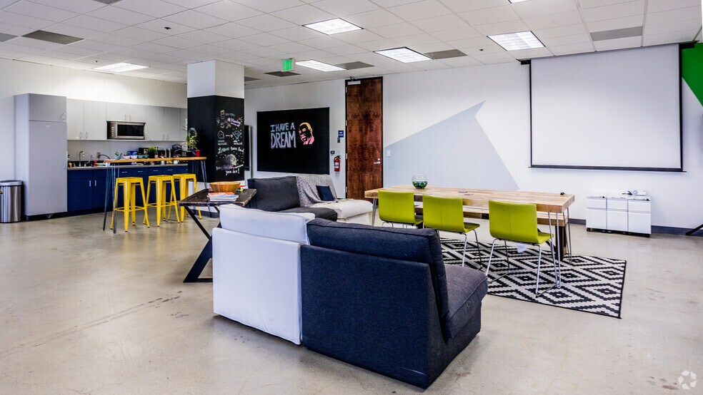 More Photos Of 222 S Harbor Blvd, Anaheim Office For Sale