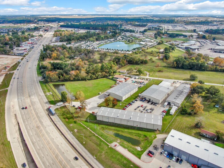 More Photos Of 1720 FM 1960 Rd E, Houston Warehouse For Sale