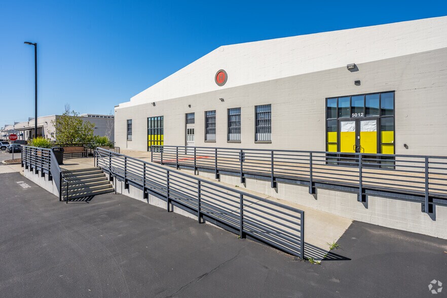 More Photos Of 5012-5116 Dudley Blvd, Mcclellan Flex For Lease