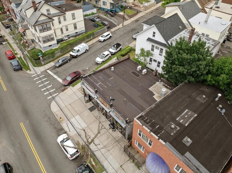 More Photos Of 347 Sanford Ave, Newark Convenience Store For Sale