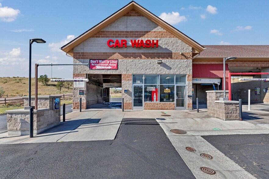 More Photos Of 725 Village Center Dr, Colorado Springs Carwash For Sale