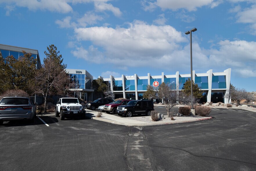More Photos Of 9390 Gateway Dr, Reno Unknown For Lease