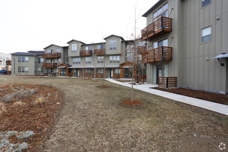 More Photos Of 5340 Gunbarrel Center Ct, Boulder Apartments For Lease