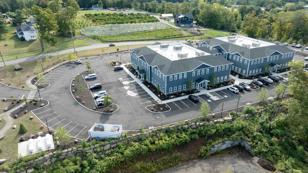 More Photos Of 28 Branford Rd, North Branford Medical For Sale