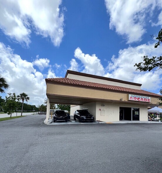 More Photos Of 5750-5784 Okeechobee Blvd, West Palm Beach Unknown For Lease