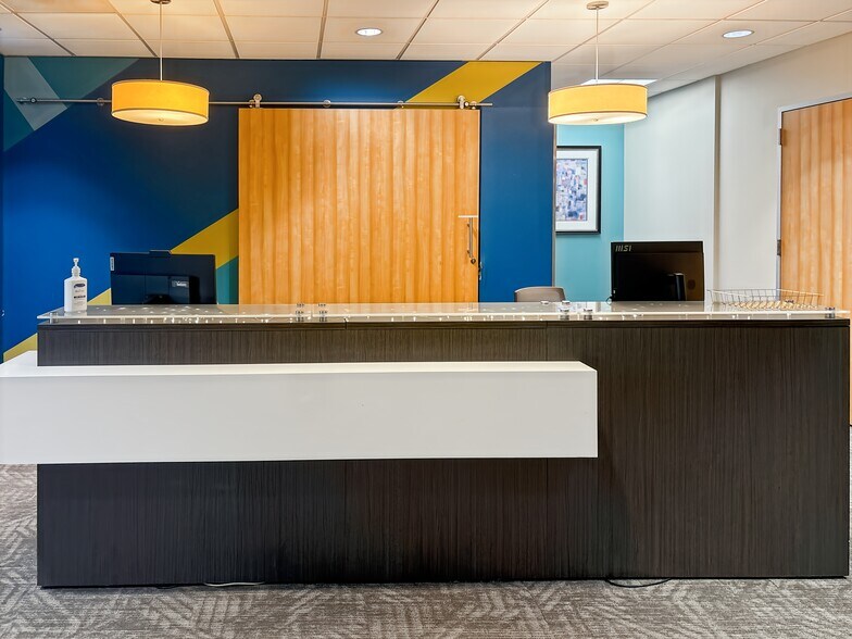 More Photos Of 1455 Frazee Rd, San Diego Coworking Space