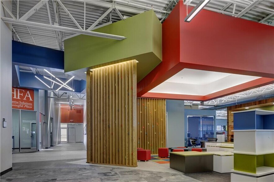 More Photos Of 1705 S Walton Blvd, Bentonville Office For Sale