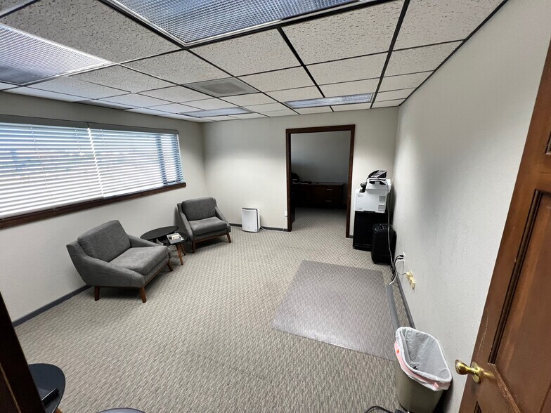 More Photos Of 1244 River View Dr, Cody Office For Lease