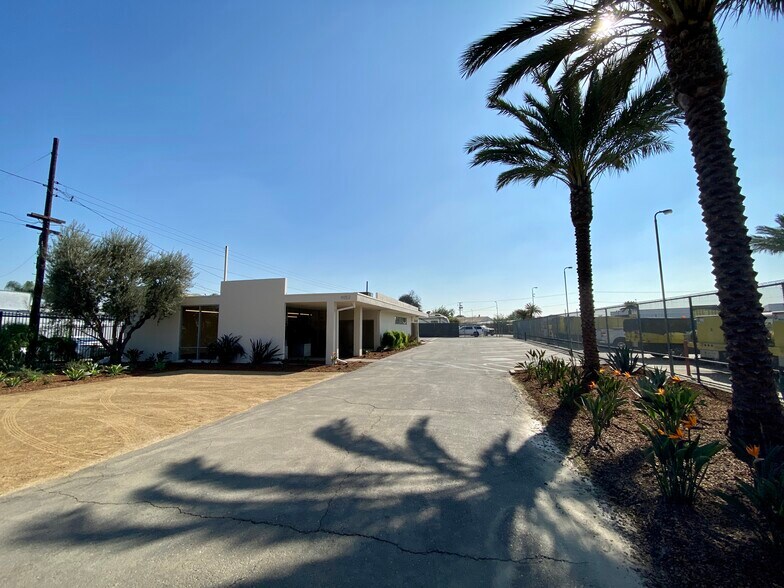 More Photos Of 9152 Rosecrans Ave, Bellflower Warehouse For Lease