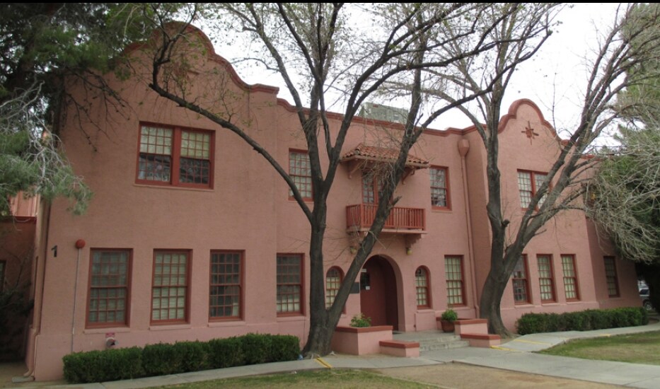 Primary Photo Of 2700 S 8th Ave, Tucson Medical For Sale
