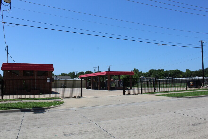 More Photos Of 2115 Dairy Rd, Garland Carwash For Sale