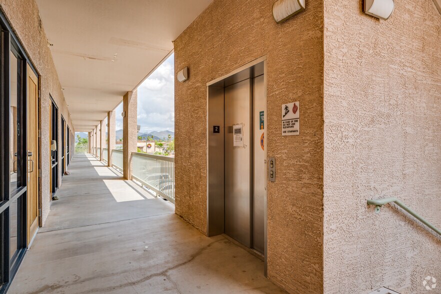 More Photos Of 2550 N Thunderbird Cir, Mesa Office For Sale