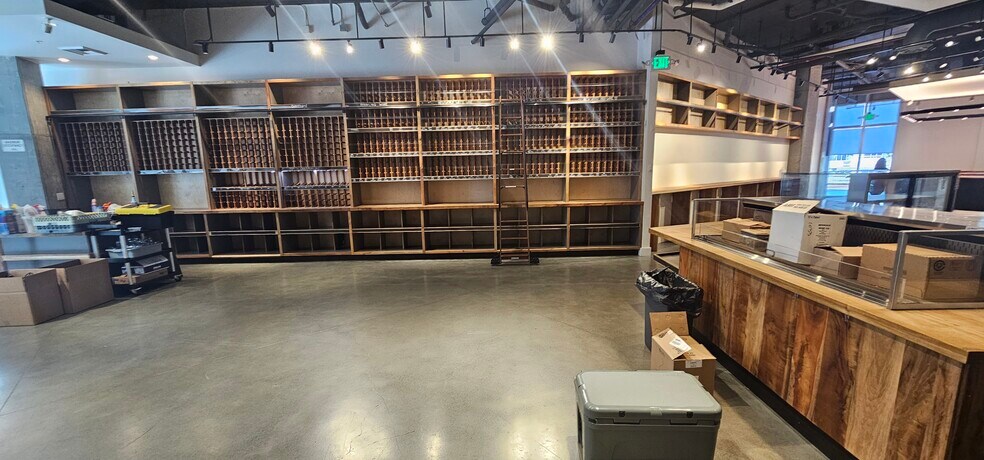 More Photos Of 114 Channel St, San Francisco Specialty For Lease