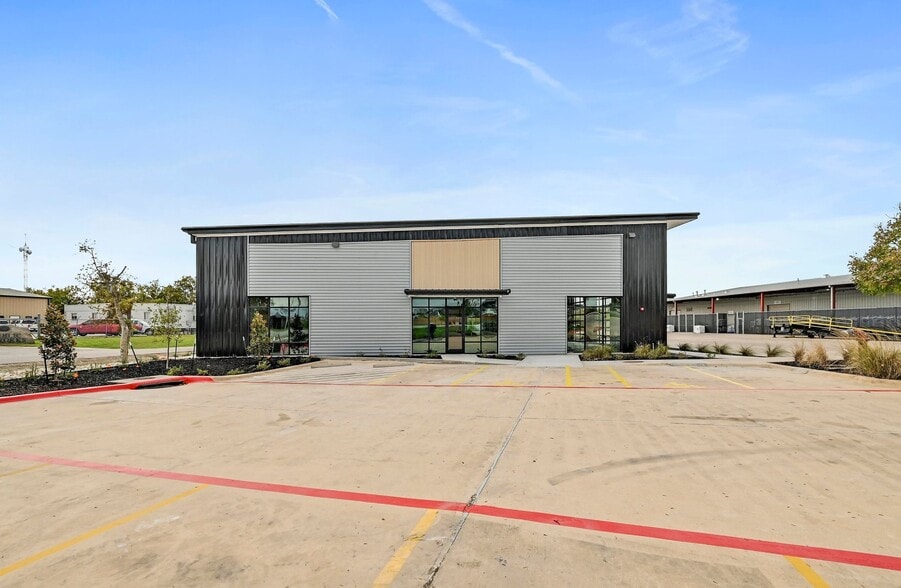 More Photos Of 300 Co 199 rd, Hutto Flex For Lease