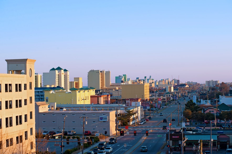 More Photos Of 332 Laskin Rd, Virginia Beach Apartments For Lease