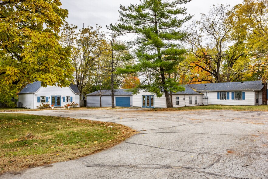 More Photos Of 7507 Michigan Rd, Indianapolis Daycare Center For Sale