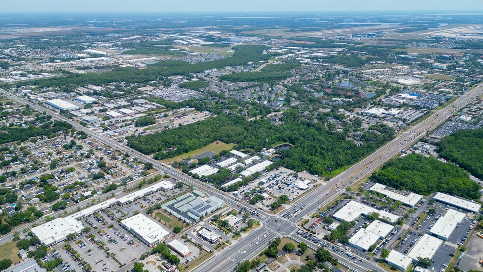 More Photos Of 5776 Hoffner Ave, Orlando Unknown For Lease