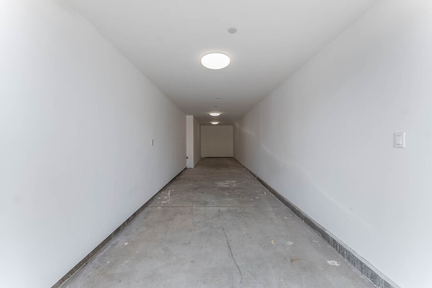 More Photos Of 21719 Hart St, Canoga Park Apartments For Sale