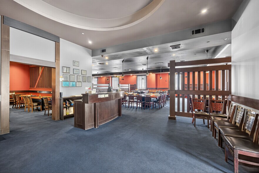 More Photos Of 560 S Main St, Andover Restaurant For Sale