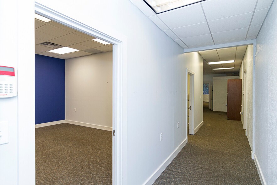 More Photos Of 2718 Piedmont Rd NE, Atlanta Office For Lease