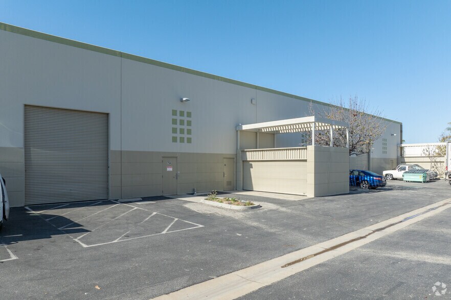 More Photos Of 758 Calle Plano, Camarillo Warehouse For Lease