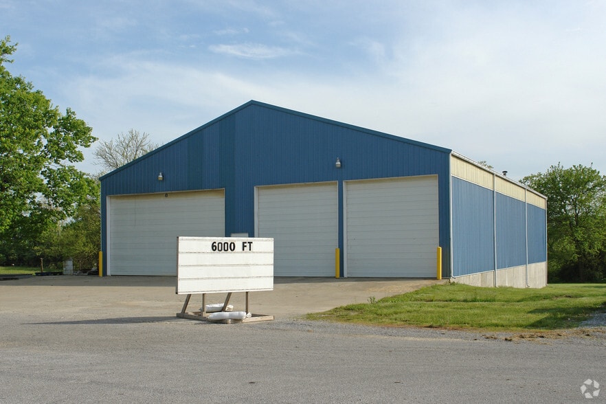 More Photos Of 5003 Park Central Ct, Nicholasville Warehouse For Lease