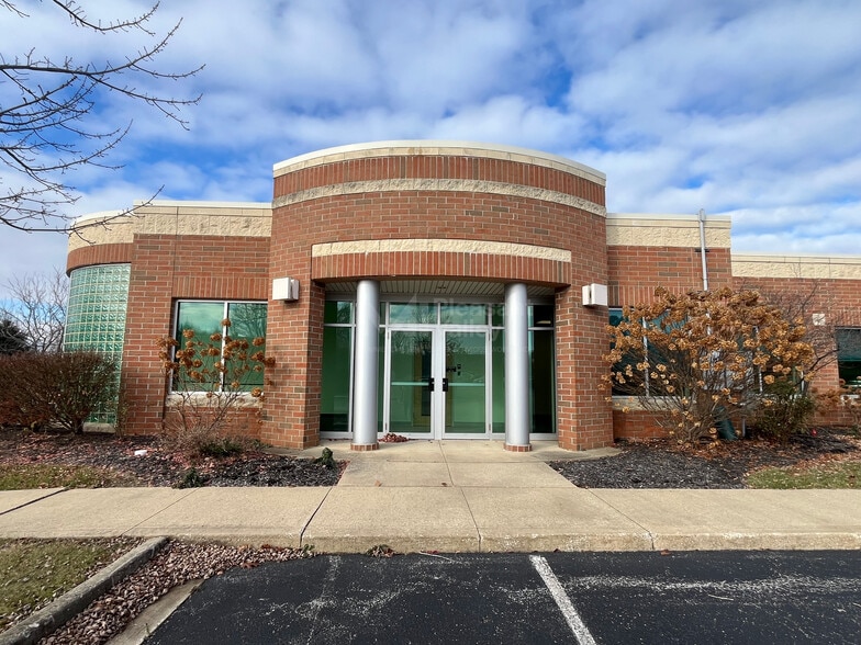 Primary Photo Of 561-591 Boston Mills Rd, Hudson Unknown For Lease