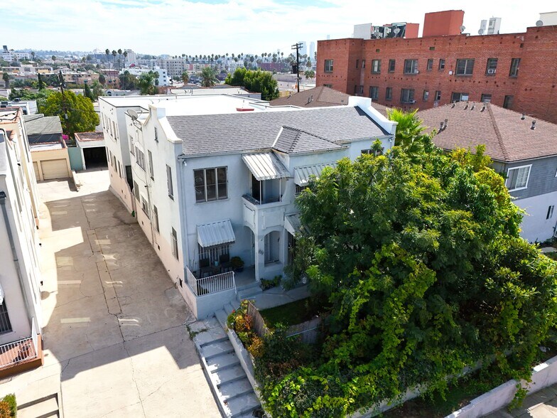 More Photos Of 328 N Mariposa Ave, Los Angeles Apartments For Sale