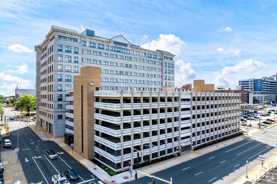 More Photos Of 301 W 11th St, Wilmington Office For Lease