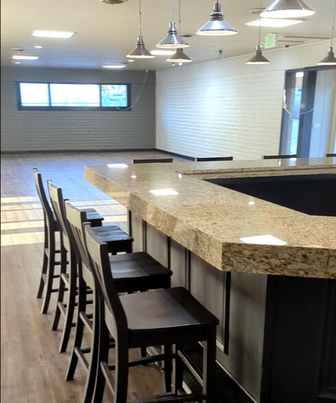 More Photos Of 6324 S College Ave, Fort Collins Restaurant For Lease