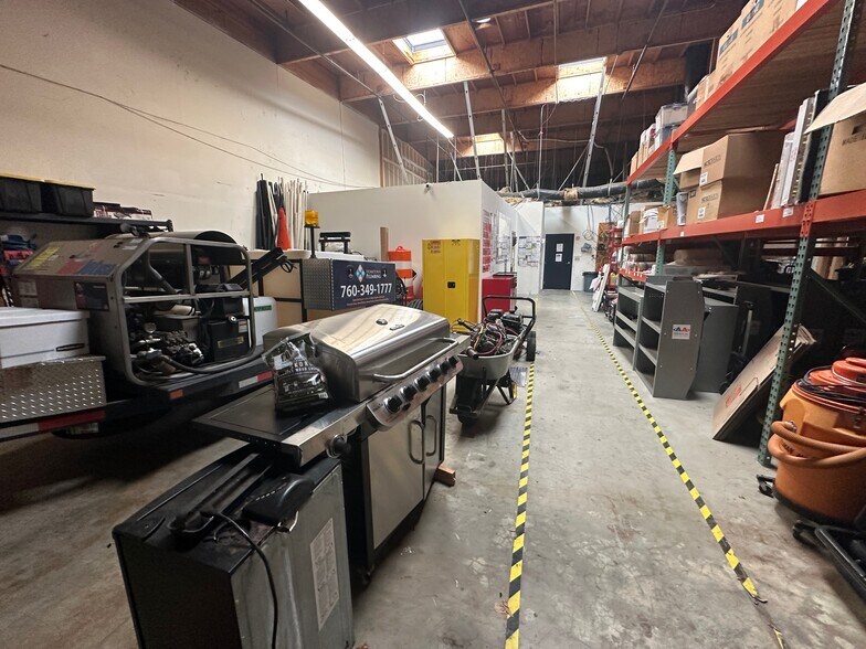 More Photos Of 2780 La Mirada Dr, Vista Warehouse For Lease