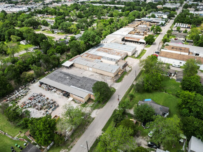 More Photos Of 6302 Saint Augustine St, Houston Manufacturing For Lease