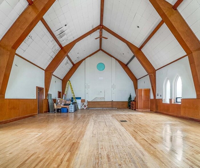 More Photos Of 21 Lansdowne Av, Delhi Religious Facility For Sale