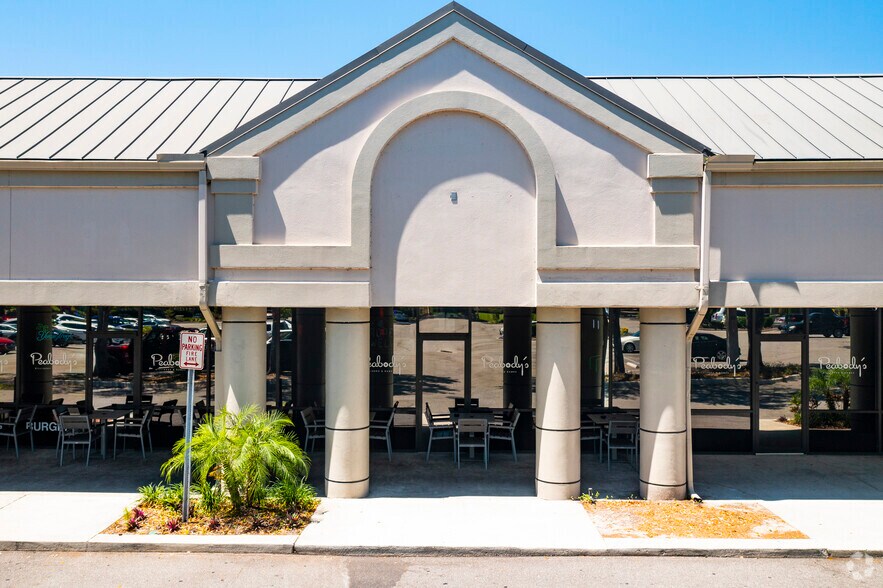 More Photos Of 15305 Amberly Dr, Tampa Unknown For Lease