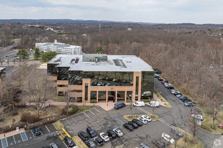 More Photos Of 25 Independence Blvd, Warren Office For Lease