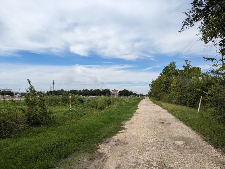 More Photos Of 0 Broadway St, Pearland Land For Sale