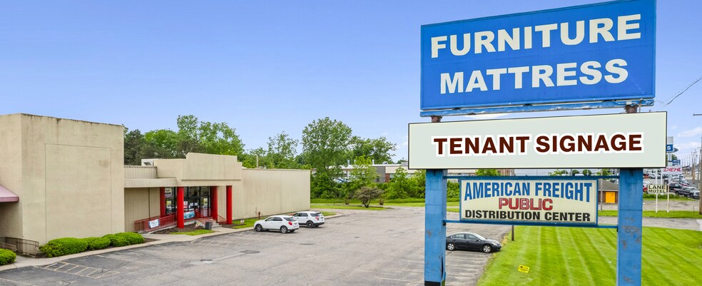 More Photos Of 4335-4345 Lincoln Way E, Massillon Freestanding For Lease
