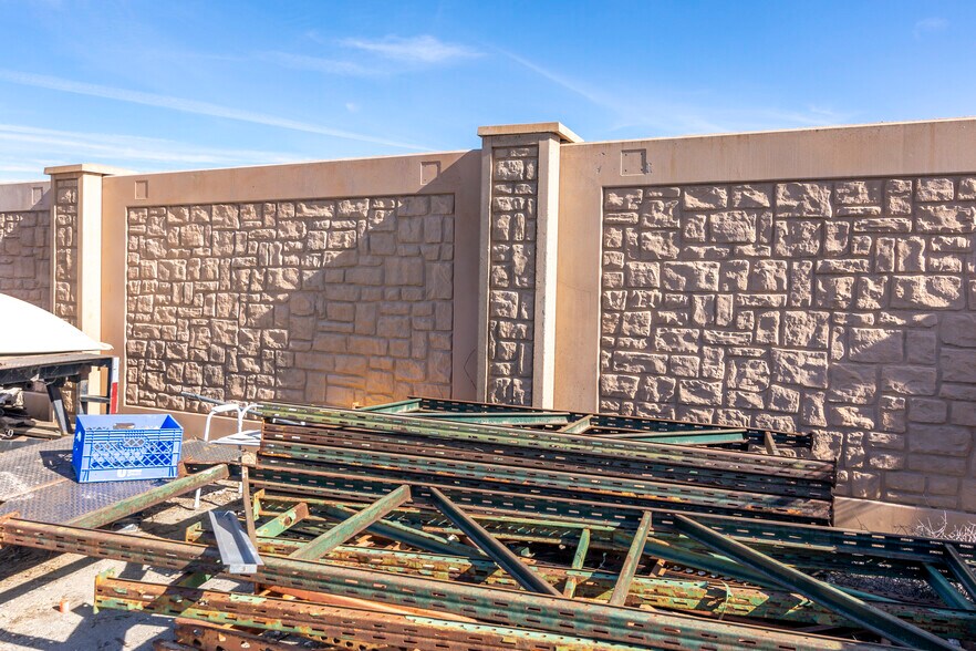 More Photos Of 410 N State St, Hemet Freestanding For Sale