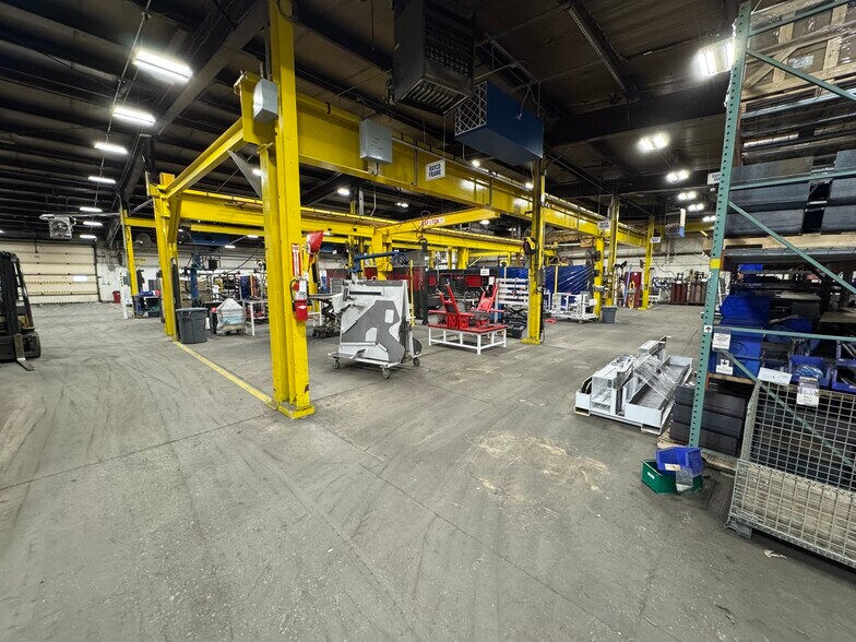 More Photos Of 3432 W Highview Dr, Grand Chute Manufacturing For Sale