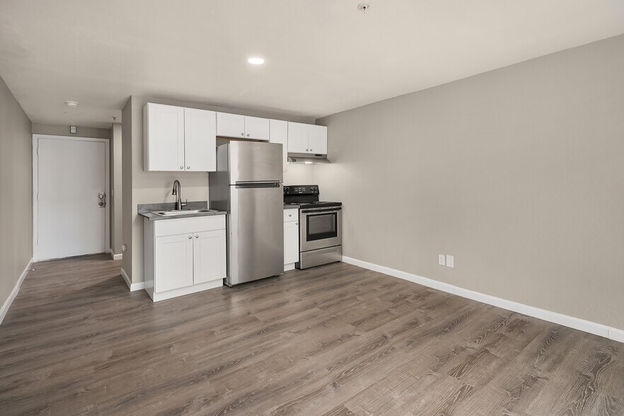 More Photos Of 8726-8736 S Hosmer St, Tacoma Apartments For Sale