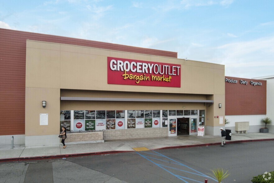 More Photos Of 2616-2900 W Imperial Hwy, Inglewood Unknown For Lease
