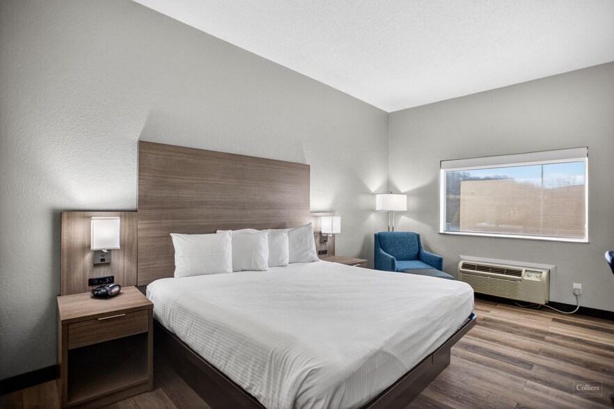 More Photos Of 124 Woodland Dr SW, Wise Hotel For Sale