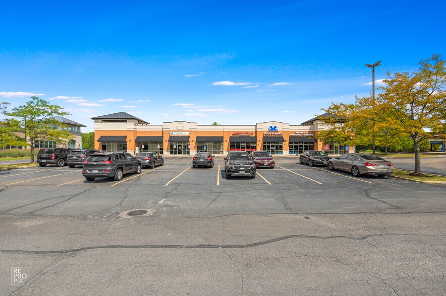 More Photos Of 191 W North Ave, West Chicago Freestanding For Sale
