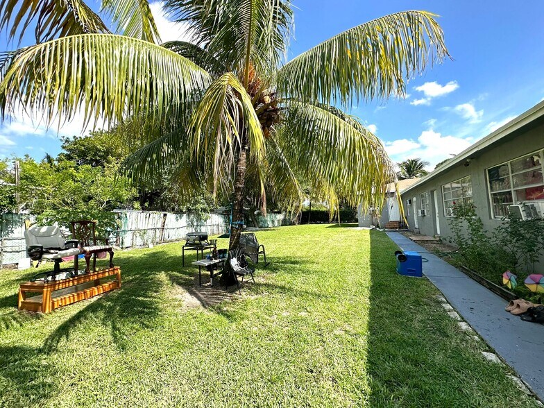 More Photos Of 2540 NW 90th St, Miami Apartments For Sale