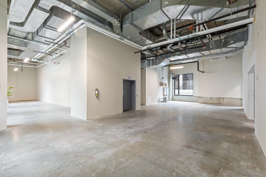 More Photos Of 530 St Saint-Hubert, Montréal Apartments For Lease