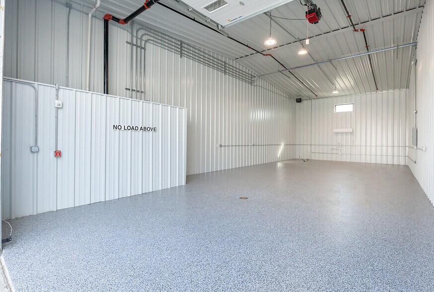 More Photos Of 1575 NW Gettysburg Ln, Waukee Flex For Sale